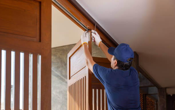 Screen door repair near Barefoot Beach FL